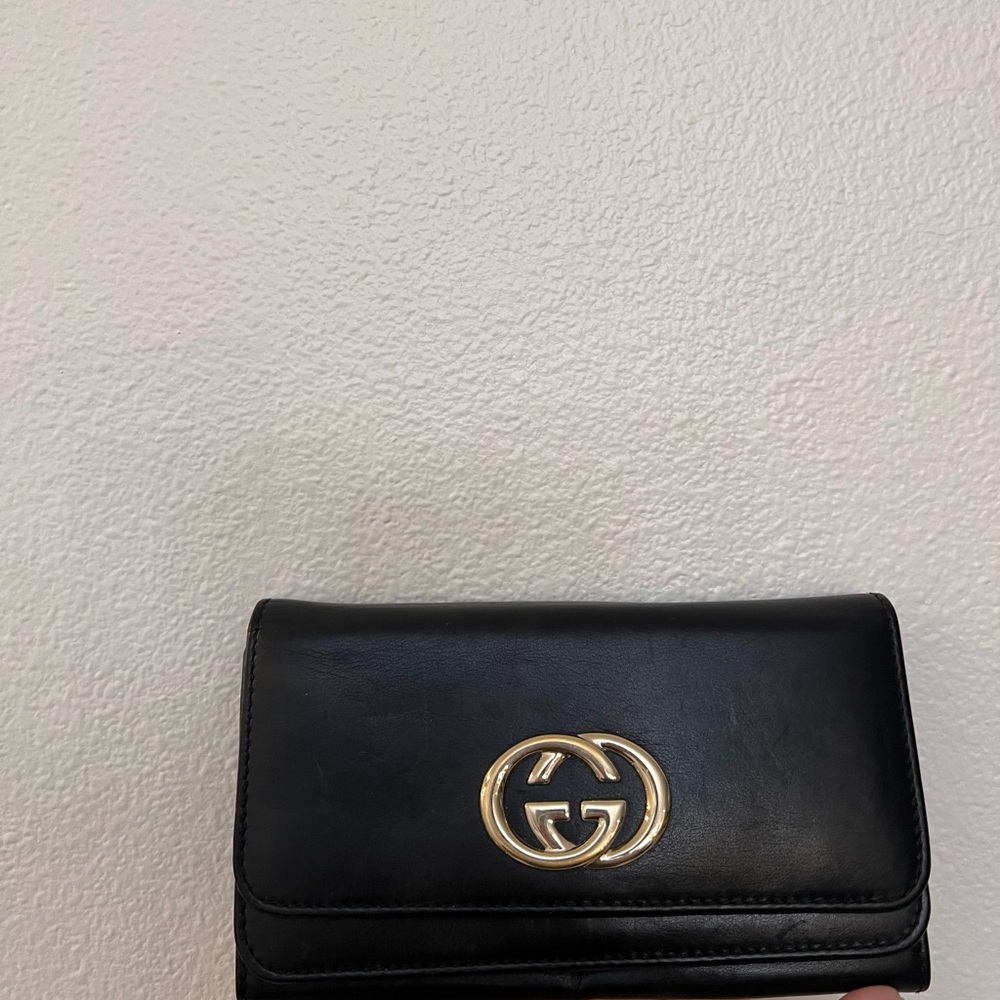 gucci black double clasp wallet
